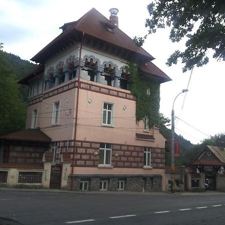 فندق Casa De Odihna سِنايا المظهر الخارجي الصورة