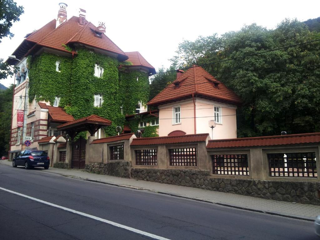 فندق Casa De Odihna سِنايا المظهر الخارجي الصورة